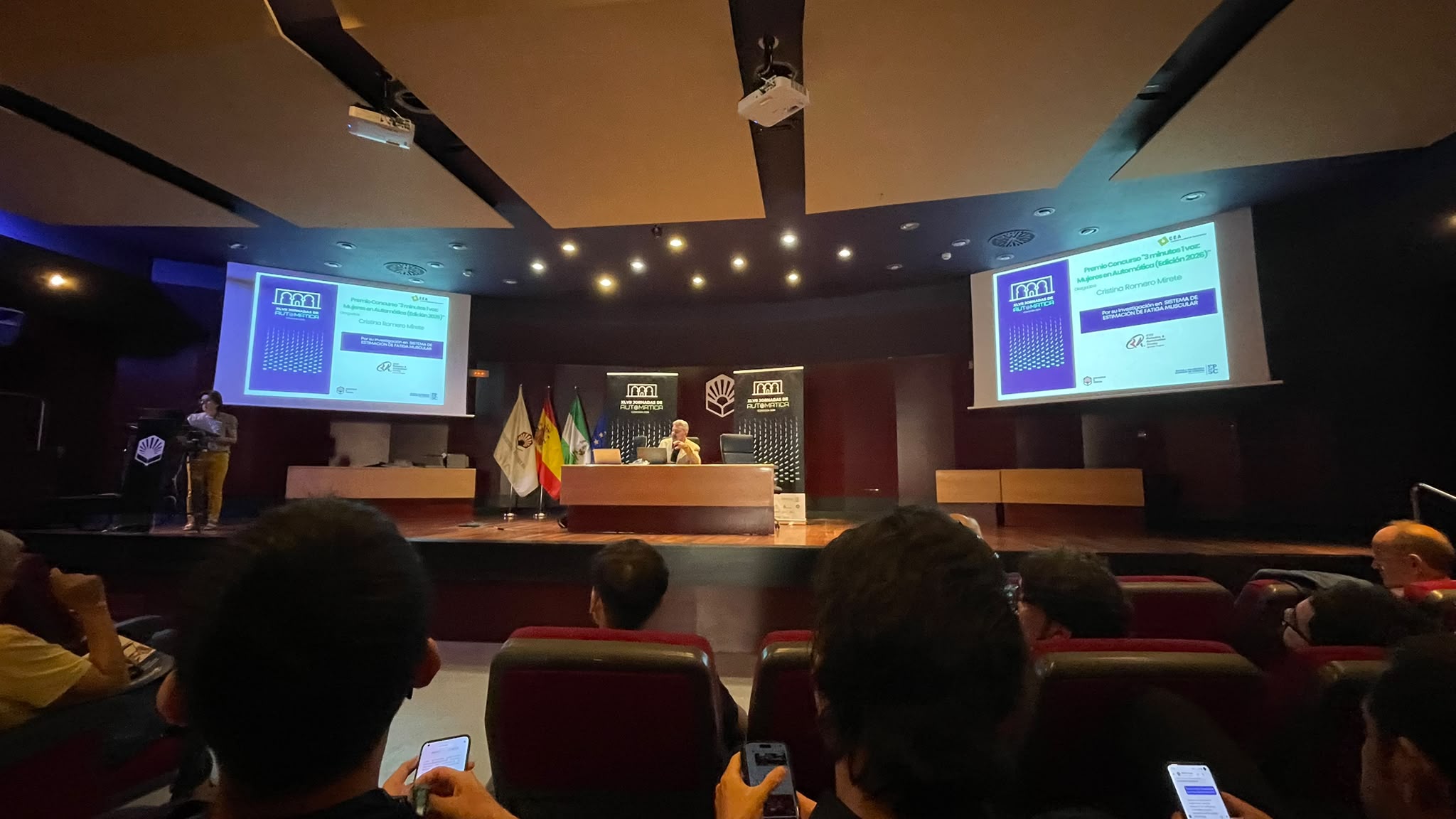 Sesión homenajes y premios 